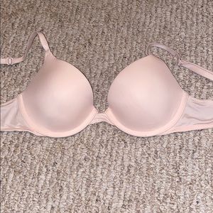 Pink vs bra